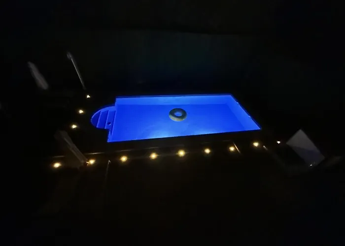 Extraordinaria Villa Con Piscina Y Chimenea