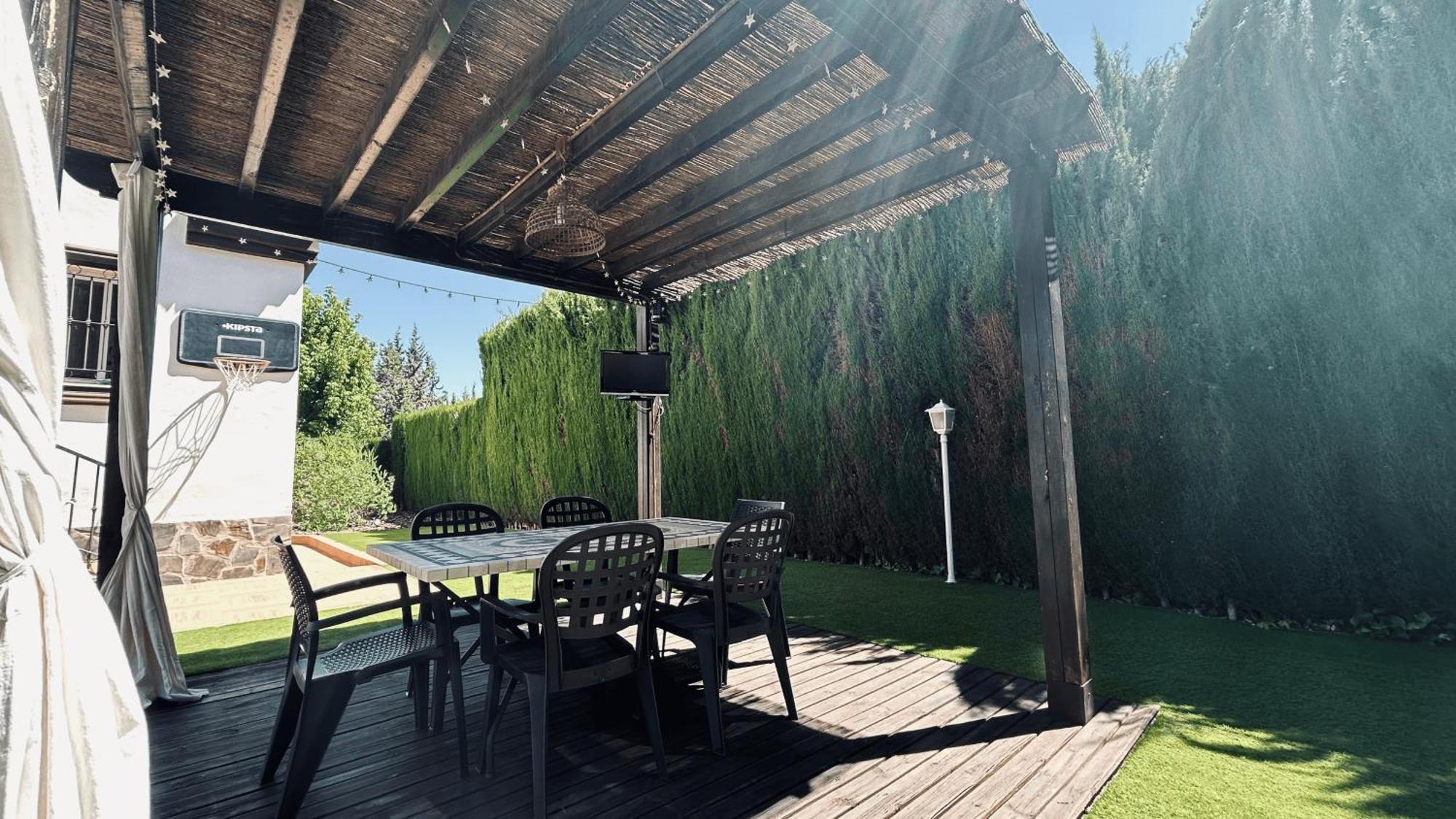 Extraordinaria Con Piscina Y Chimenea Holiday home Granada