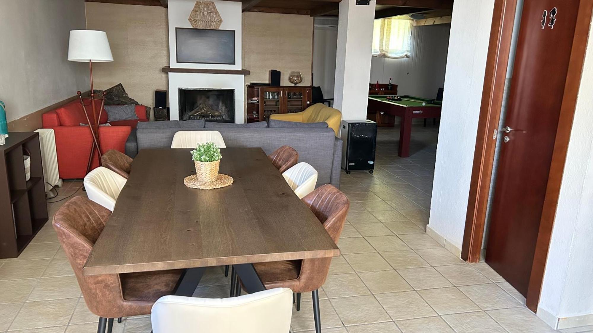 Vakantiehuis Extraordinaria Con Piscina Y Chimenea